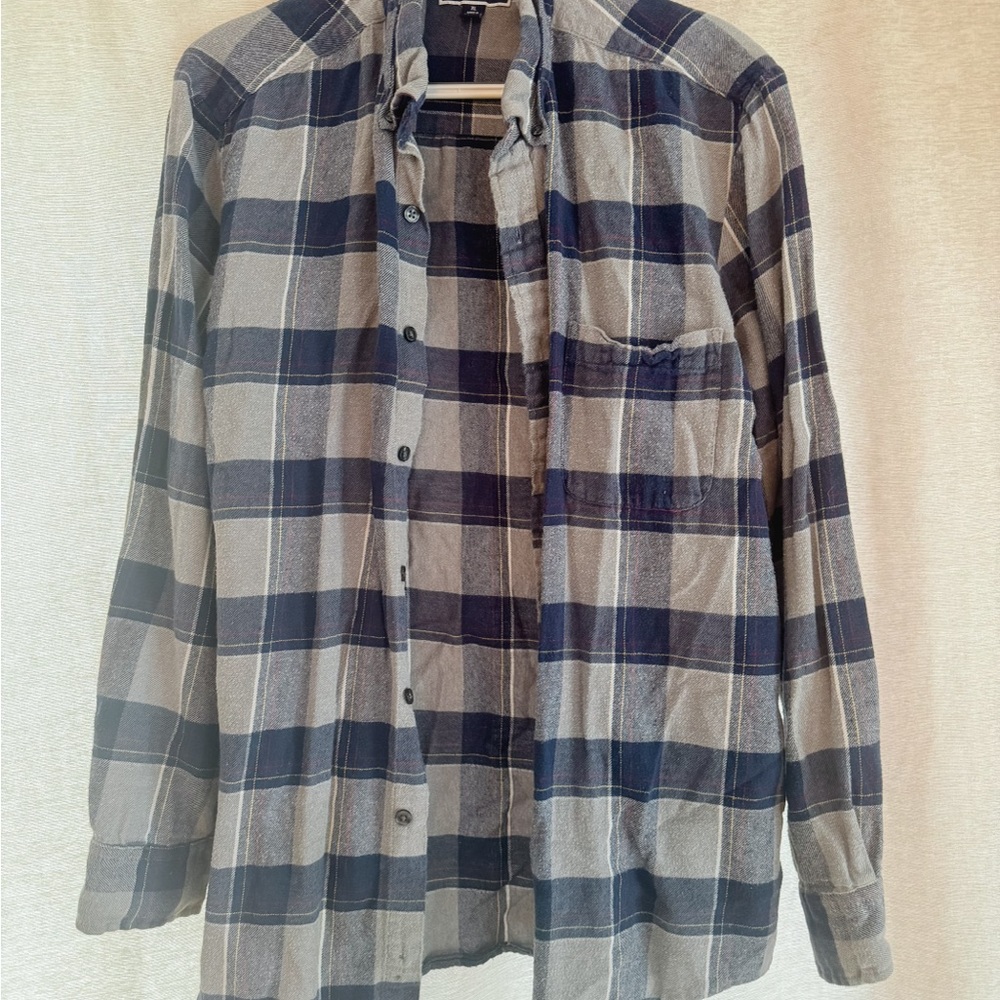 Club Room Blue and Gray Casual Button Down Shirt